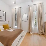 Luxurious Harlem With Modern Amenities, Outdoor Patio! *
