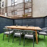 Apartment Luxurious Harlem With Modern Amenities, Outdoor Patio! New York