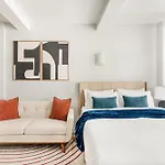 73-703 New Studio Uws Doorman Gym