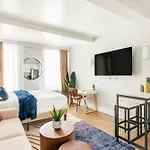 73-703 New Studio Uws Doorman Gym