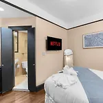 Walking Score In Heart Of With A Gym Apartment New York