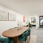 317-1D New 2Br Duplex Wd Private Backyard