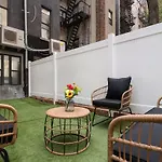 Apartment 317-1d New 2br Duplex Wd Private Backyard