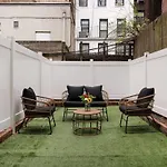 317-1d New 2br Duplex Wd Private Backyard Apartment