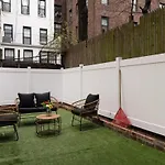317-1d New 2br Duplex Wd Private Backyard