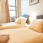 Apartment 2 Bedroom With 3 Beds - Friends & Family New York