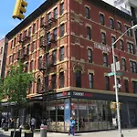 Apartment 2 Bedroom With 3 Beds - Friends & Family New York