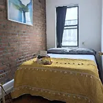 Apartment Chic One Bedroom Retreat In Downtown Manhattan