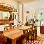 Homestay 2 Bedrooms With One Private Bathroom In Lovely *