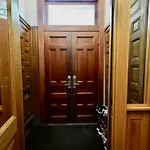 2 Bedrooms With One Private Bathroom In Lovely Homestay *