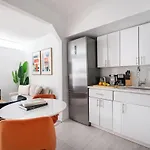 444-3a Newly Renovated 1br - Elevator Building New York