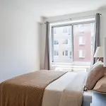 Amazing 3Bd 1Bath Apartment Near Times Square