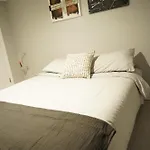 Apartment Cozy 2 Bedroom In A Lovely Forest Hills Neighborhood New York