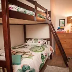 Monthly Nyc Rentals - Perfectly Designed 3 Bedroom Unit
