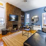 Feel New York City Like Movie Star In Ues