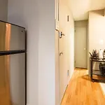 Monthly Nyc Rentals- Modern Studio Unit