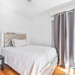 Monthly Nyc Rentals- Fab 3 Bedroom Unit