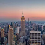 Massive 1Br W Private Patio In Upper East Side