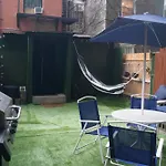 Macaw Guest House