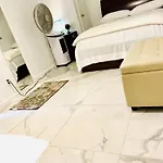 Visit & Relax Apartment *