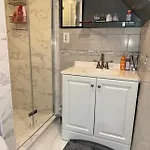 Jfk Private Apartment
