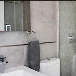 75-1c New 1br Prime Ues W D The Unit Value * New York
