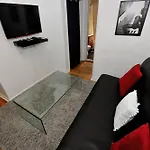 Monthly Nyc Rentals- Beautiful 2 Bedroom Corner Unit