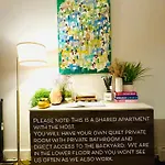 Homestay Private With Private Bathroom And Backyard *