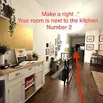 Homestay Private With Private Bathroom And Backyard