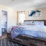 Guest house Tonel Paradise 3Br Hot Tub New York