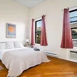 Apartment Spacious 3br 2ba In East Harlem - Near Park