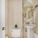 73-508 New 1br 1bth Uws Doorman Gym