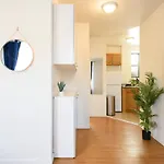 Apartment Renovated 1br In East Village