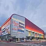 2 Large Bedrooms In Rego Park