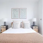 Nyc Luxury Apartment 12