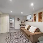 Private Two Bedroom Suite In Victorian Ditmas Park