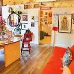 Hostel Interfaith Retreats *