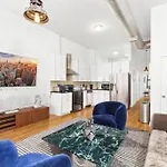 Luxurious 3 Bedroom Apartment