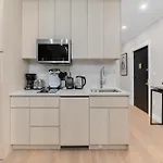 Apartment Modern 3bd Rose Hills Manhattan Terrace Space *