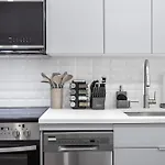 Swj 1St - Near Most Attractions Walk To Train Times Sq Near