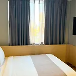 Madison Les Hotel 3*
