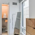 Blueground Hells Kitchen Gym Lounge Wd Nyc-1567 Apartment *