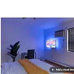 Homestay Private In Brooklyn - Close To Jfk And Easy Access To Transportation