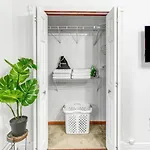 Private In Brooklyn - Close To Jfk And Easy Access To Transportation *