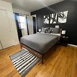 Homestay Private In Brooklyn - Close To Jfk And Easy Access To Transportation New York