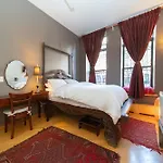 Homestay 2 Bedrooms With One Private Bathroom In Lovely *
