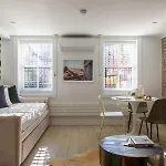 Bond Townhouse New York