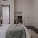 Waverly Lane By Rove Travel 3 Bedroom Chelsea Apt