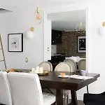 Bond Townhouse *