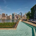 1 Hotel Brooklyn Bridge